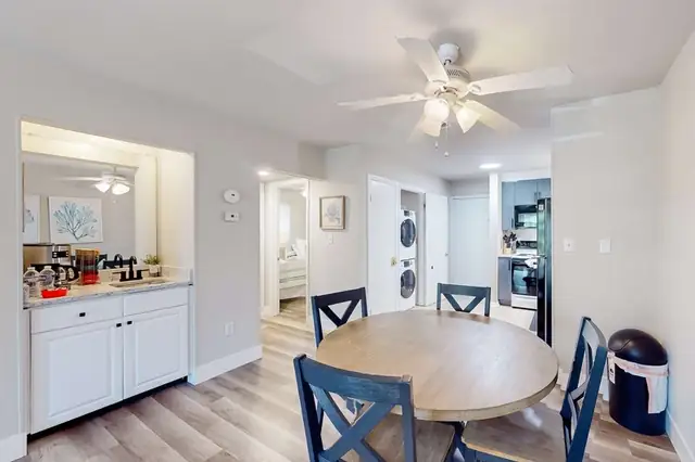 Kitchen at Fiddler’s Cove 3I